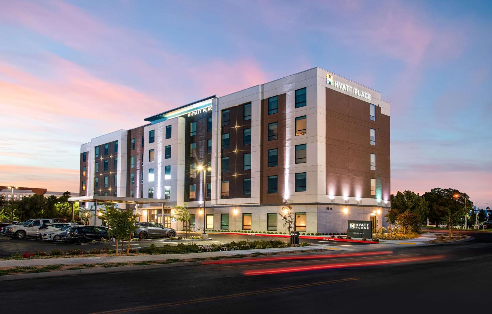 Hyatt Place Newark-Silicon Valley Exterior foto
